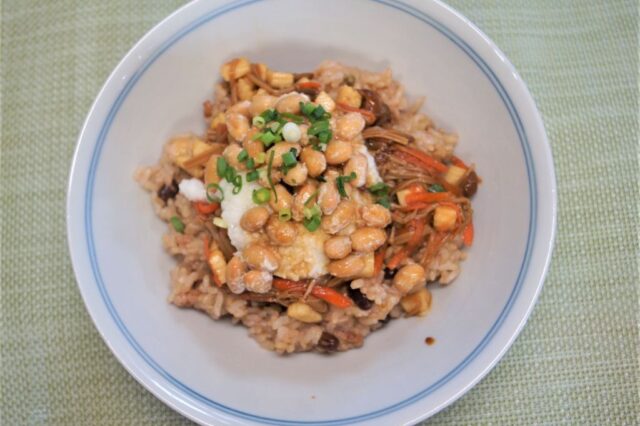 なめたけ丼(納豆)