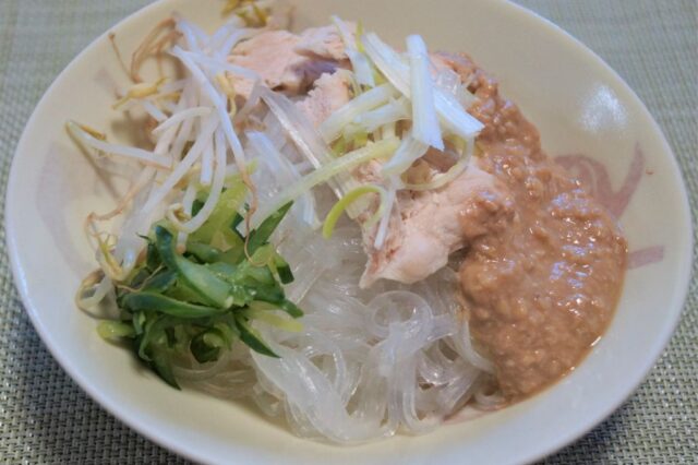 春雨冷やし中華風(クルミダレ)