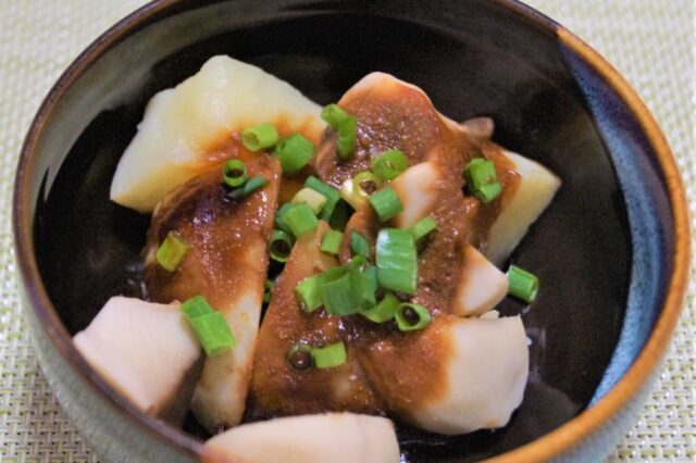 ふかし芋と蒸しエリンギの醤油麹かけ