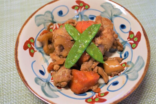 鶏肉と根菜の煮物