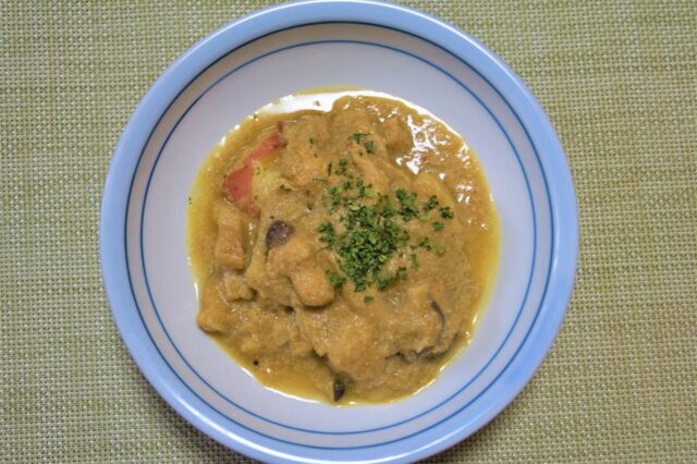 ココナッツチキンカレー