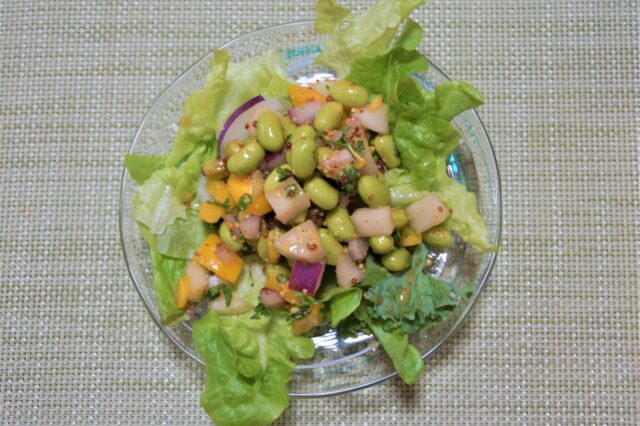 コロコロ彩り野菜サラダ