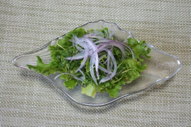 野菜サラダ(甘酒カレー風味ドレッシング)