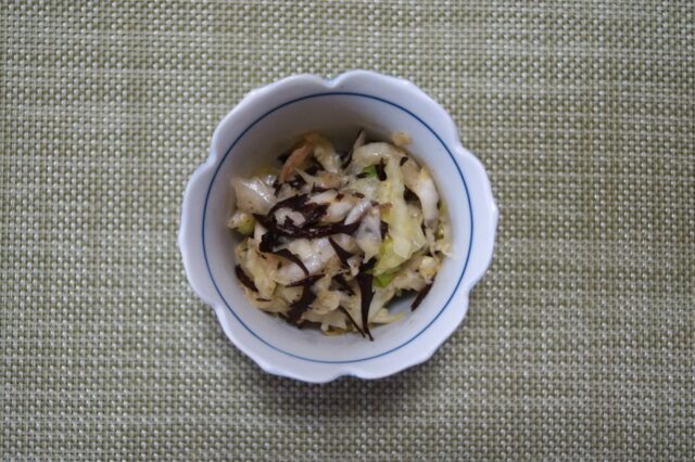 キャベツとみょうがのにんにく味噌和え