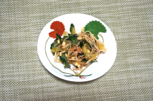 胡瓜ともやしの酢味噌和え