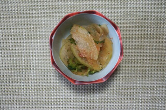 ゴーヤーと冬瓜の梅かつお和え