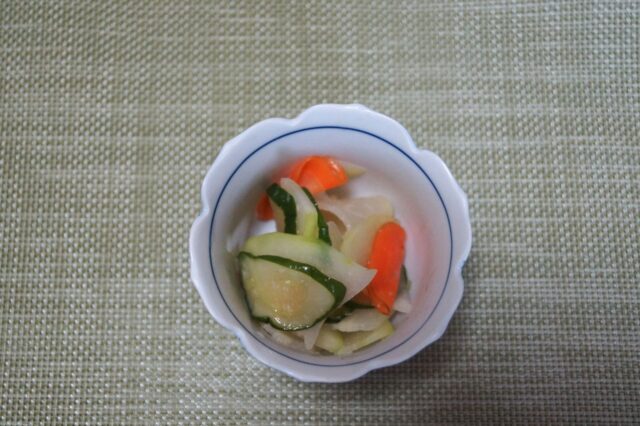パパイヤの甘酢漬け