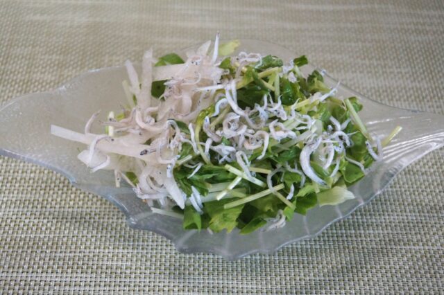 野菜サラダ(玉ねぎ和風ドレッシング)