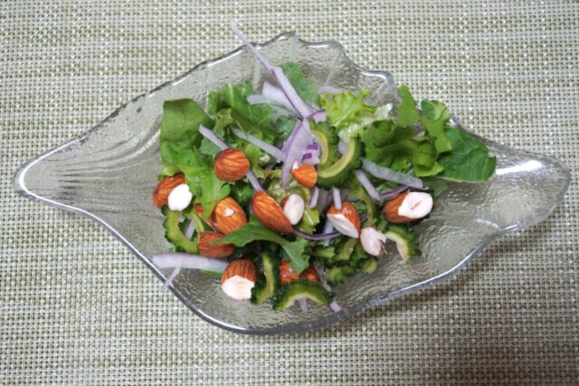 野菜サラダ 豆乳バジルドレッシング