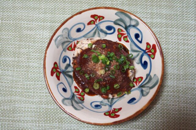 おから・米ぬか入り豆腐バーグ ネギ味噌ソース