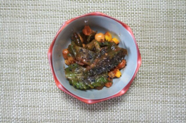 ひよこ豆とうりずん豆の甘酒チリソース