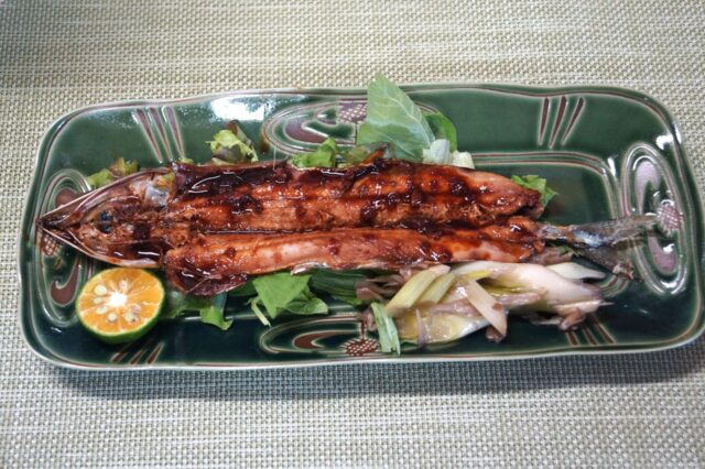 魚のピリ辛蒲焼き風