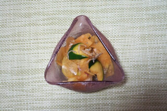 モーイとじゃこの三杯酢