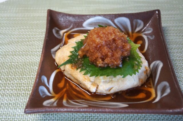 おから・米ぬか入り豆腐バーグ おろしソース