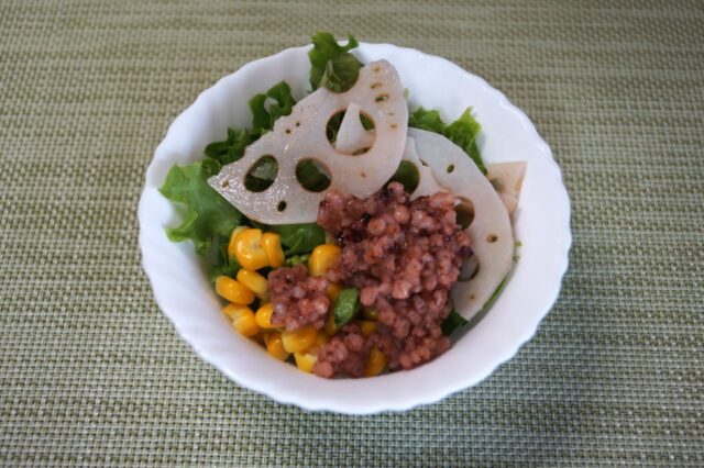 高きびとレンコンのサラダ クミンレモンドレッシング