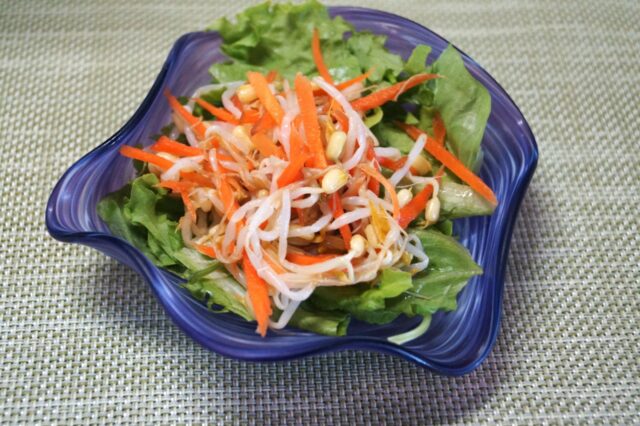 もやしのカレー酢和え