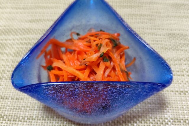 人参と大葉のマリネ