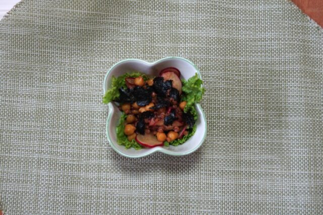 高きびと豆と野菜の和風和え