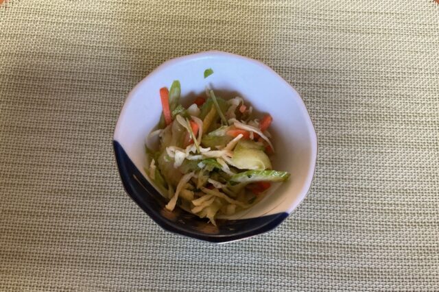 切干大根と野菜のスパイス和え