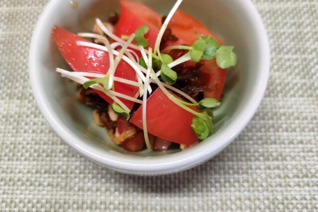 もずくと切干大根とトマトの酢の物
