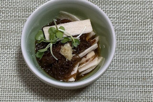 もずくと長芋の酢の物