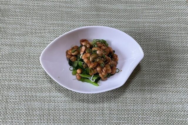 納豆と野菜のじゃこ和え