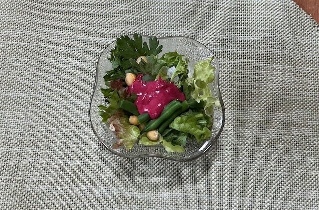 野菜サラダ 豆乳ビーツドレッシング