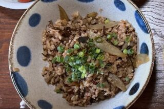 もずく入り五目混ぜご飯(桜エビ入り)