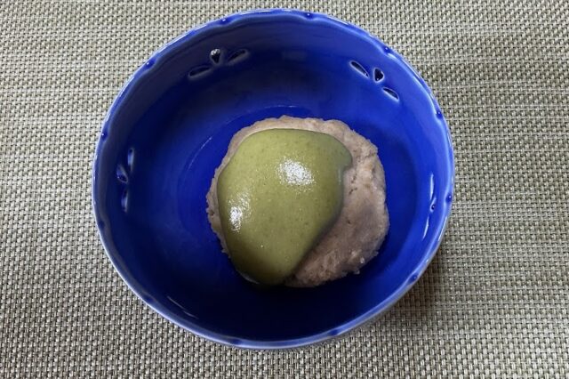 おから・米ぬか入り豆腐バーグバジル味噌ソース