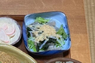 ワカメとこんにゃくの酢味噌かけ