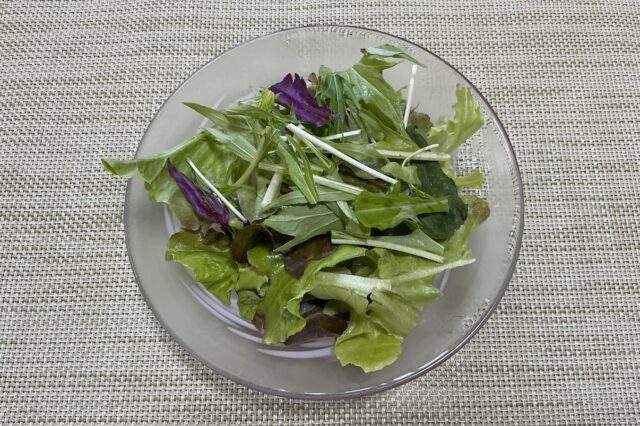 野菜サラダ《にんにく味噌ドレ》