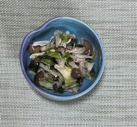 キャベツとワカメの酢味噌和え