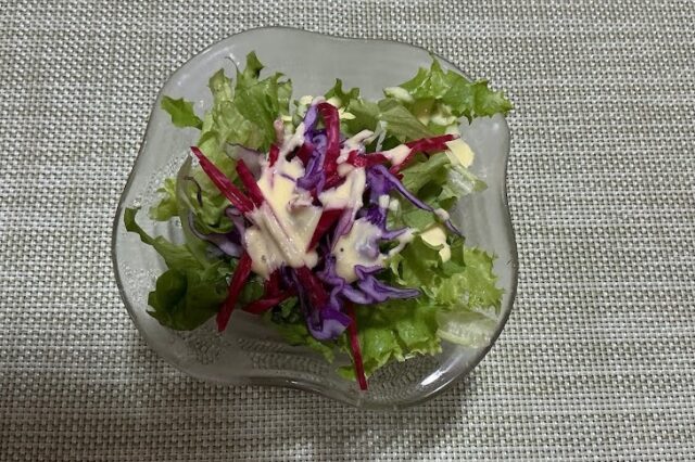 彩り野菜サラダ《バジルドレ》⭐︎