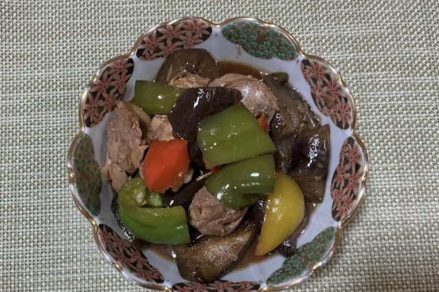 ナスの三杯鶏風