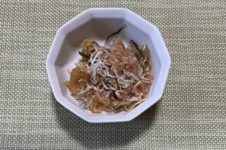 大根と刻み昆布の醤油麹和え(じゃこ入り)