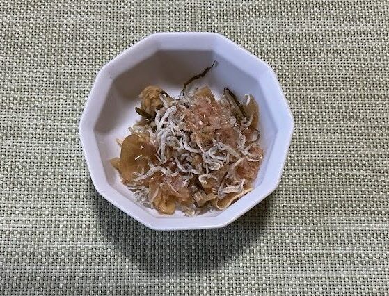 大根と刻み昆布の醤油麹和え(じゃこ入り)