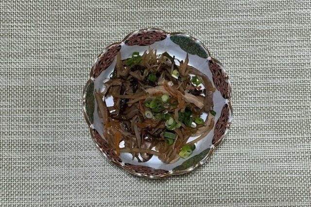 高野豆腐と千切り野菜の重ね煮(桜エビ入り)☆