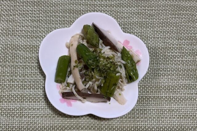 アスパラとえのきの磯辺和え