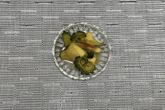 季節野菜の甘酢漬け(ゴーヤー)
