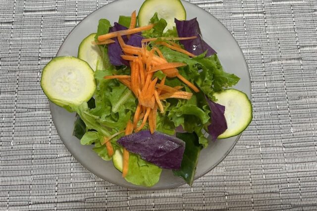 野菜サラダ《豆乳玉ねぎドレ》⭐︎
