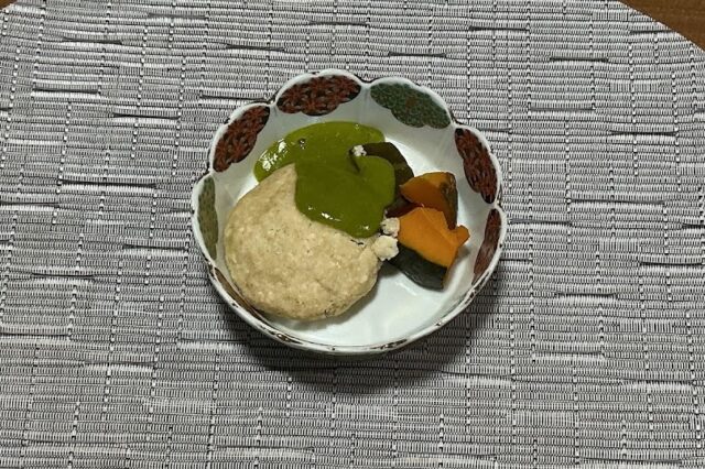 おから・米ぬか入り豆腐バーグバジルソース