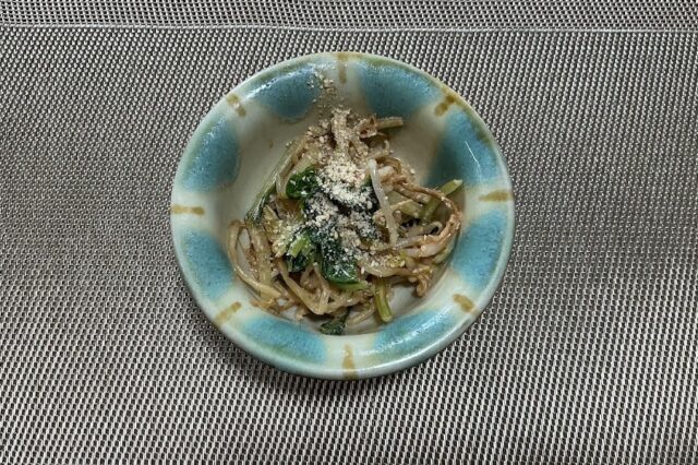 青菜ともやしのコチュマヨ和え