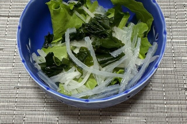 海藻サラダ《ゴマ味噌ドレ》