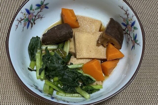 高野豆腐の煮物(盛り合わせ)